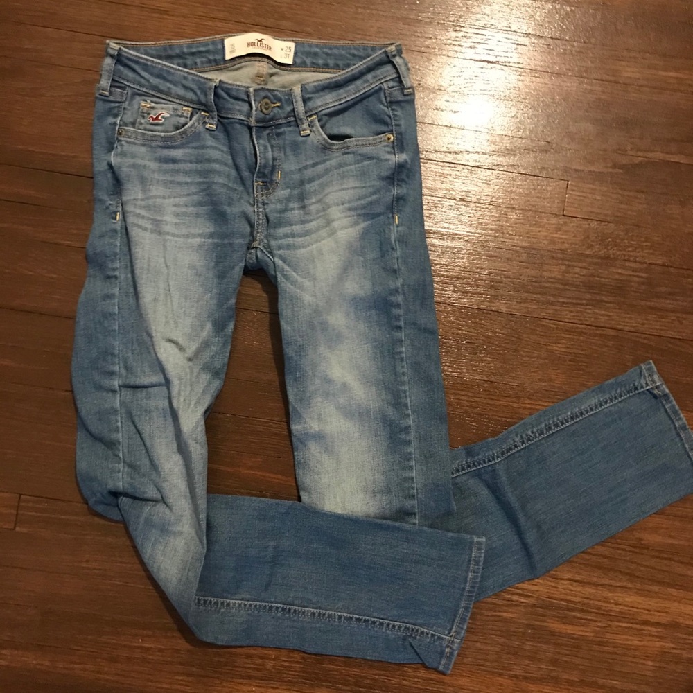Hollister skinny jeans